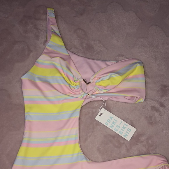 BRAND NEW Frankies Bikinis Seraphina Summer Stripe One Piece - Picture 2 of 6